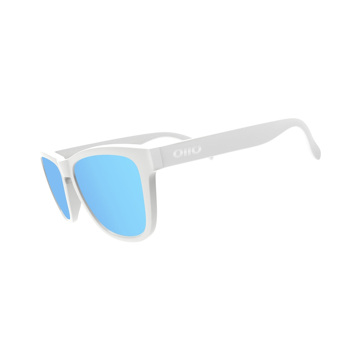 Ollo Clásico Glacier Blue sunglasses with UV400 polarised lenses and a crisp ice-blue frame. Engineered for runners and cyclists, these lightweight, durable sunglasses feature a non-slip fit and reliable clarity, making them ideal for outdoor performance and adventure