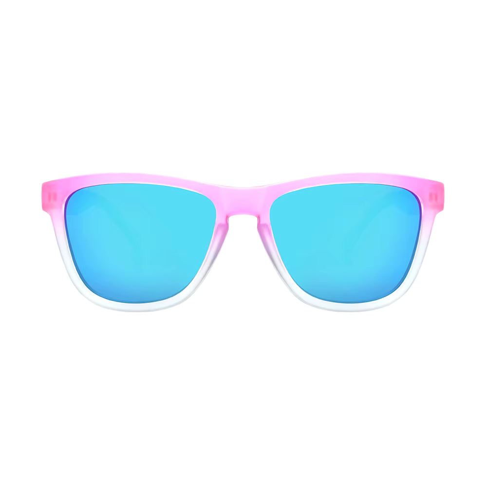 Ollo Clásico Sunset Pop sunglasses with UV400 polarised lenses and a vibrant orange-red frame. Built for runners and cyclists, these lightweight, durable sunglasses feature a non-slip fit and high clarity, making them ideal for outdoor sport, training, and everyday wea